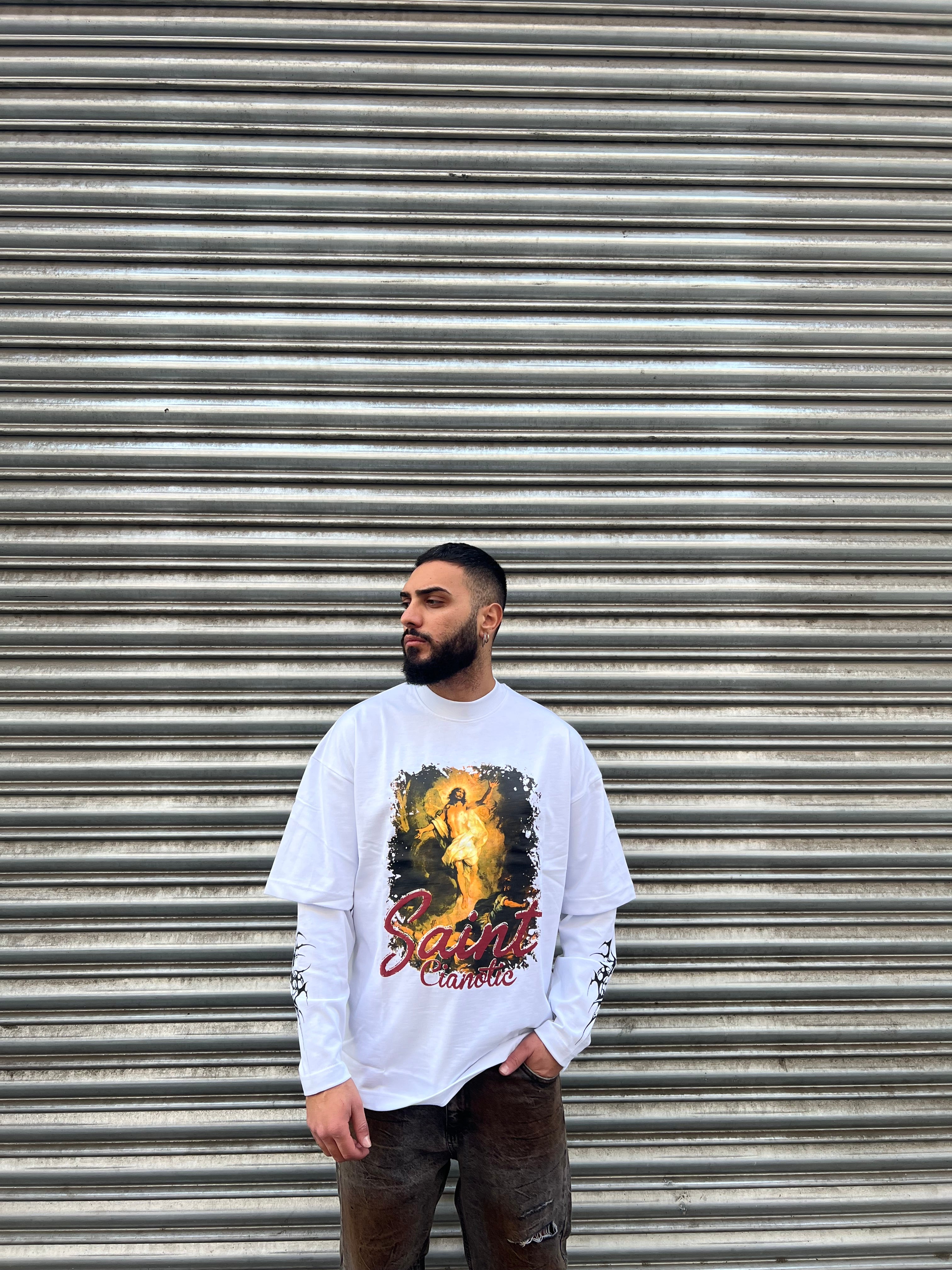 LONGSLEEVE SAINT JESUS