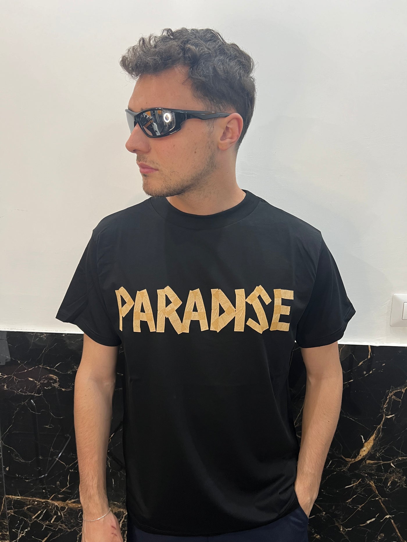 T-Shirt Paradise Black