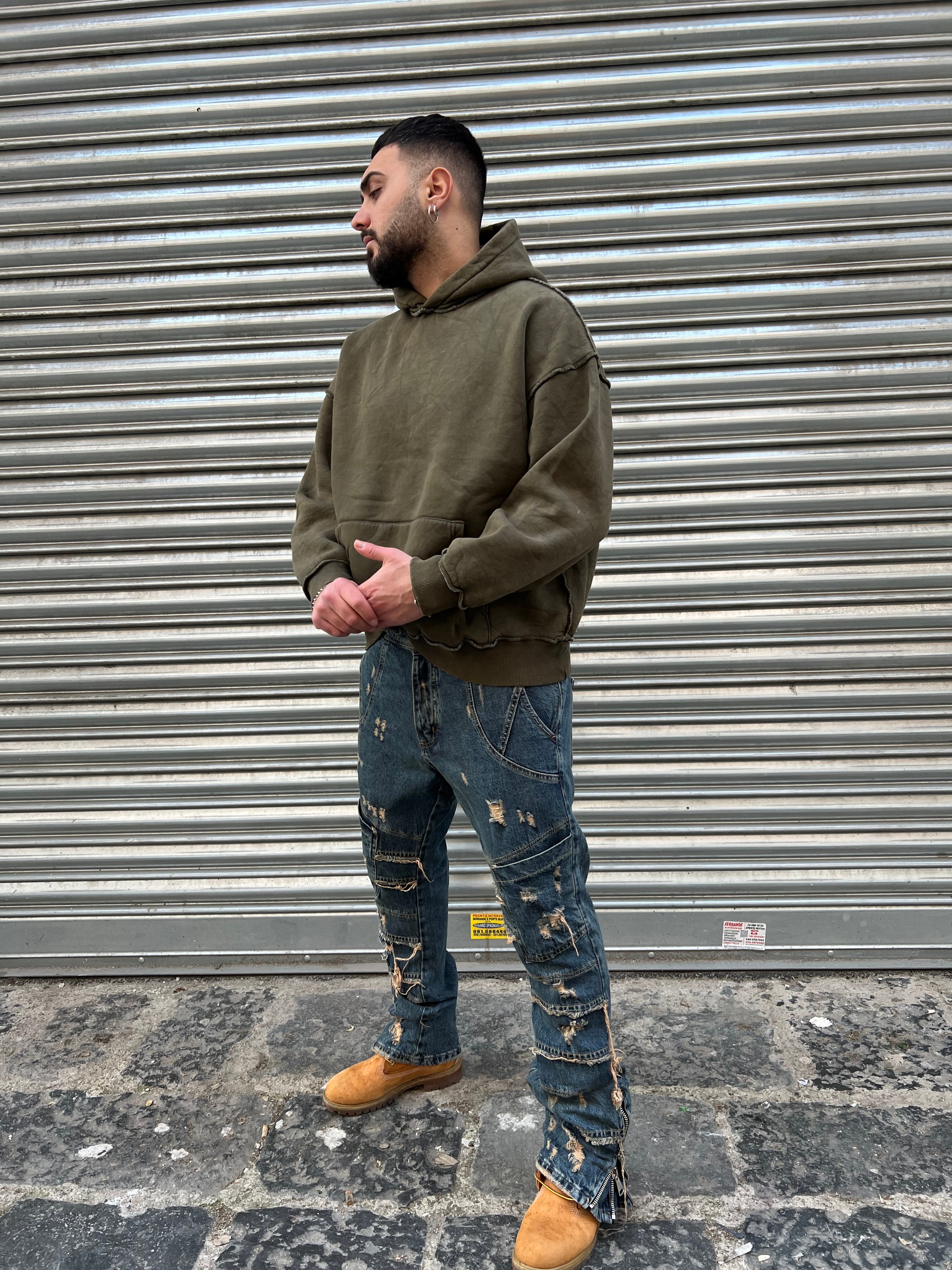 FELPA CON CUCITURE ESTERNE